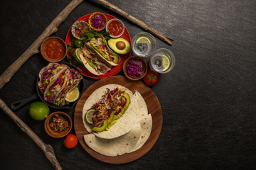 メキシコ料理　タコス　 Mexico's representative dishes (tacos)