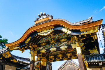 二条城 二の丸御殿唐門
