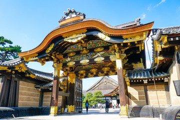 二条城 二の丸御殿唐門