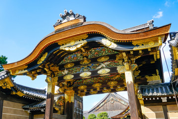 二条城 二の丸御殿唐門