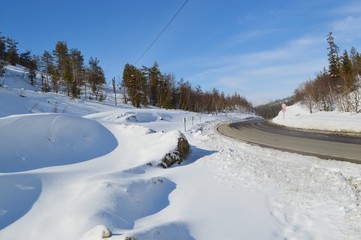 skiing in the mountains