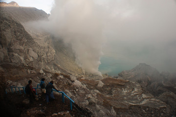 Obraz premium View to Ijen Volcano