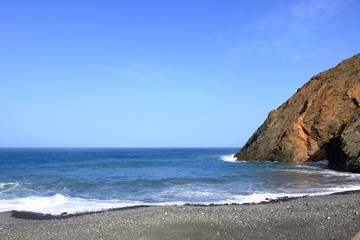 The former terminal for goods and banana shipping, the Castillo del Mar. Today, a abandoned arts and cultural center in Vallehermoso on La Gomera