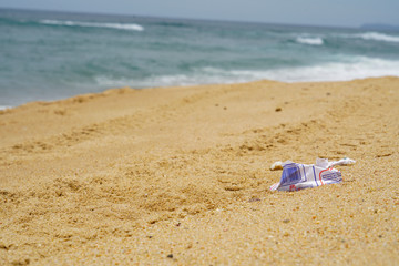 Fototapeta na wymiar Beach Pollution 