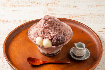 あずきの和風かき氷　Japanese style red bean sweet shaved ice