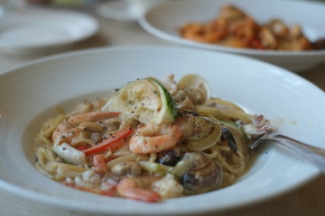 spaghetti with seafood