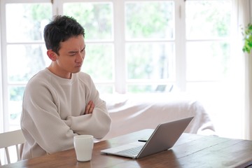 Fototapeta premium アジア人男性のポートレート