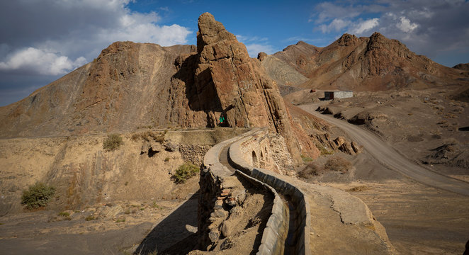 Mountain village of Kharanagh in the South of Iran