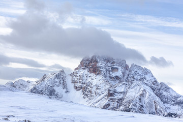 Fototapeta na wymiar Landscape of sun and snow in the Dolomites