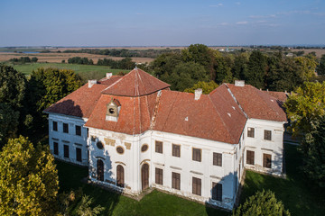 Fototapeta na wymiar Beautiful castle in Nagyberki hungary
