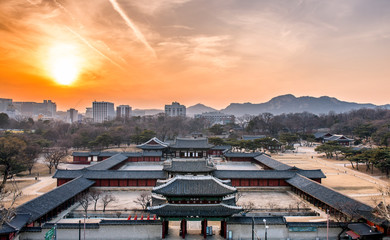 sunset over the city at seoul south korea - obrazy, fototapety, plakaty