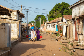 Typical small town in Gambia. Bakau. - obrazy, fototapety, plakaty