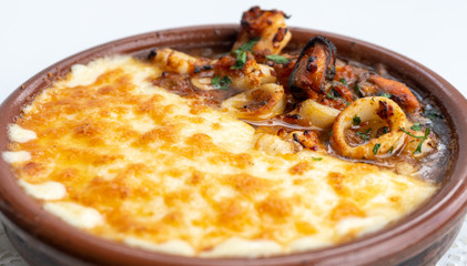 Seafood gratin - Gratinado de mariscos