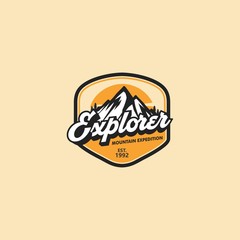 Mountain Vintage Logo Template Vector