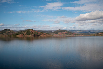 Fototapeta na wymiar Lac du Salagou