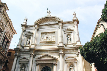 Fototapeta na wymiar Beautiful Church in Rome