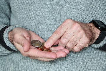 Obraz premium The concept of the economic crisis from Covid - 19.