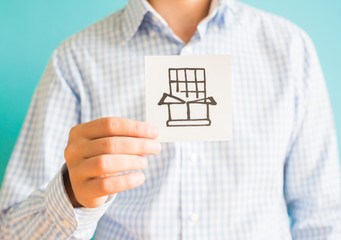 Figure icon chocolate in hand