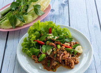 Thai Spicy Minced Pork Salad 