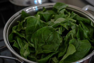 
PREPARING SPINACH SALAD FOR A GOOD FOOD