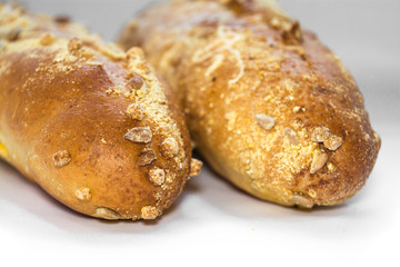 bread baguette loaf fresh cheese France bun flour flour malt bran wheat corn sunflower seeds baked cereals food crunch