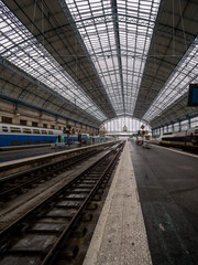 Fototapeta premium train station and glass roof