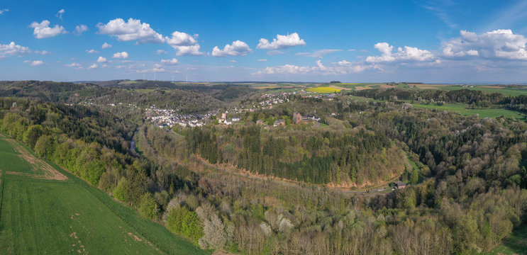 Panoramaaufnahme Kyllburg Stiftsberg mit Stiftskirche