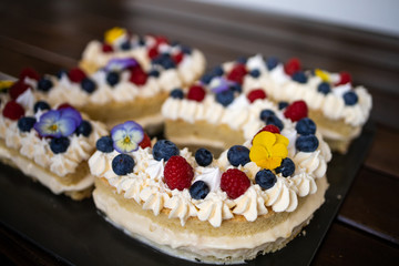 Torta Numero di Compleanno, Cream Tart