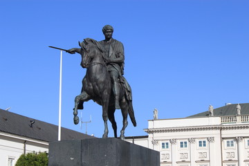 Obraz premium statue of king louis