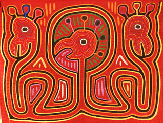 ラテンアメリカの民族織物布の模様が面白い