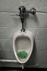 Urinal