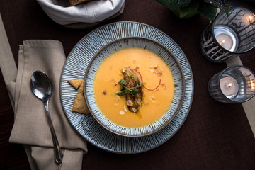 Pumpkin cream soup with foie gras © Markel