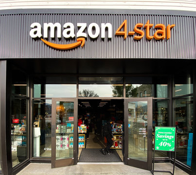 Amazon 4 Star Brick And Mortar Retail Shop At Mall In Corte Madera California