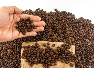 Coffee cup and beans coffee  on a white background. coffee cup and coffee beans.