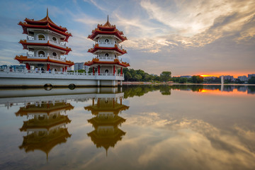 Singapore 2017 Sunset at Chinese Garden - Twin towers
