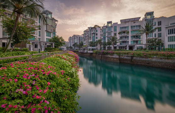 Singapore 2018 - Keppel Island, southern point of Singapore, housing along the jade green canal