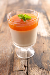 panna cotta with apricot jelly