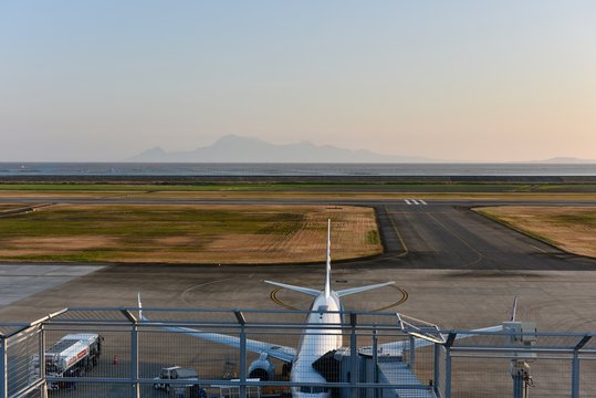 黄昏どきの佐賀空港