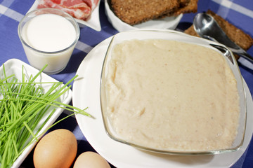 Assiette de Soupe de pain brulé