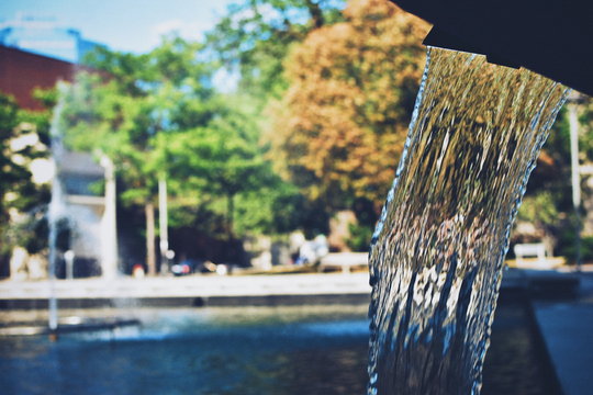 Close-up Of Fountain In Park On Sunny Day © carlos gonzalez/EyeEm