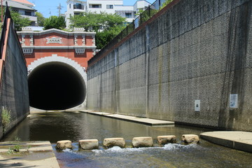 湊川隧道