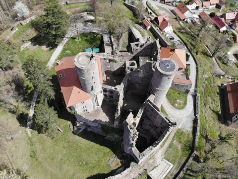 Burg Hanstein aus der Luft (Eichsfeld, Th&uuml;ringen, Deutschland)