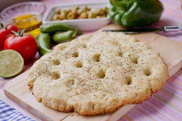 Focaccia, pain italien aux herbes de provence