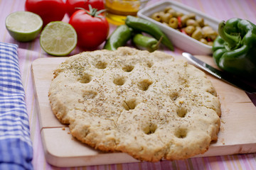 Focaccia, pain italien aux herbes de provence