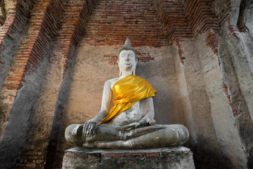 Buddha statue