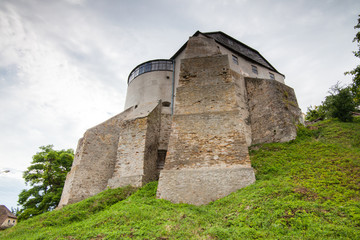 Fototapeta na wymiar The Round tower of the Ostrog castle in western Ukraine