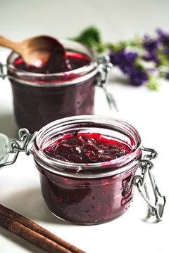Homemade Roselle Jam with Cinnamon
