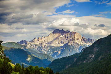 Obraz premium mountain peak in the clouds, Dolomites