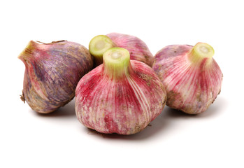 Obraz premium Fresh young garlic isolated on white background