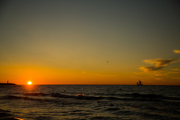 Zachód słońca nad morzem Bałtyckim